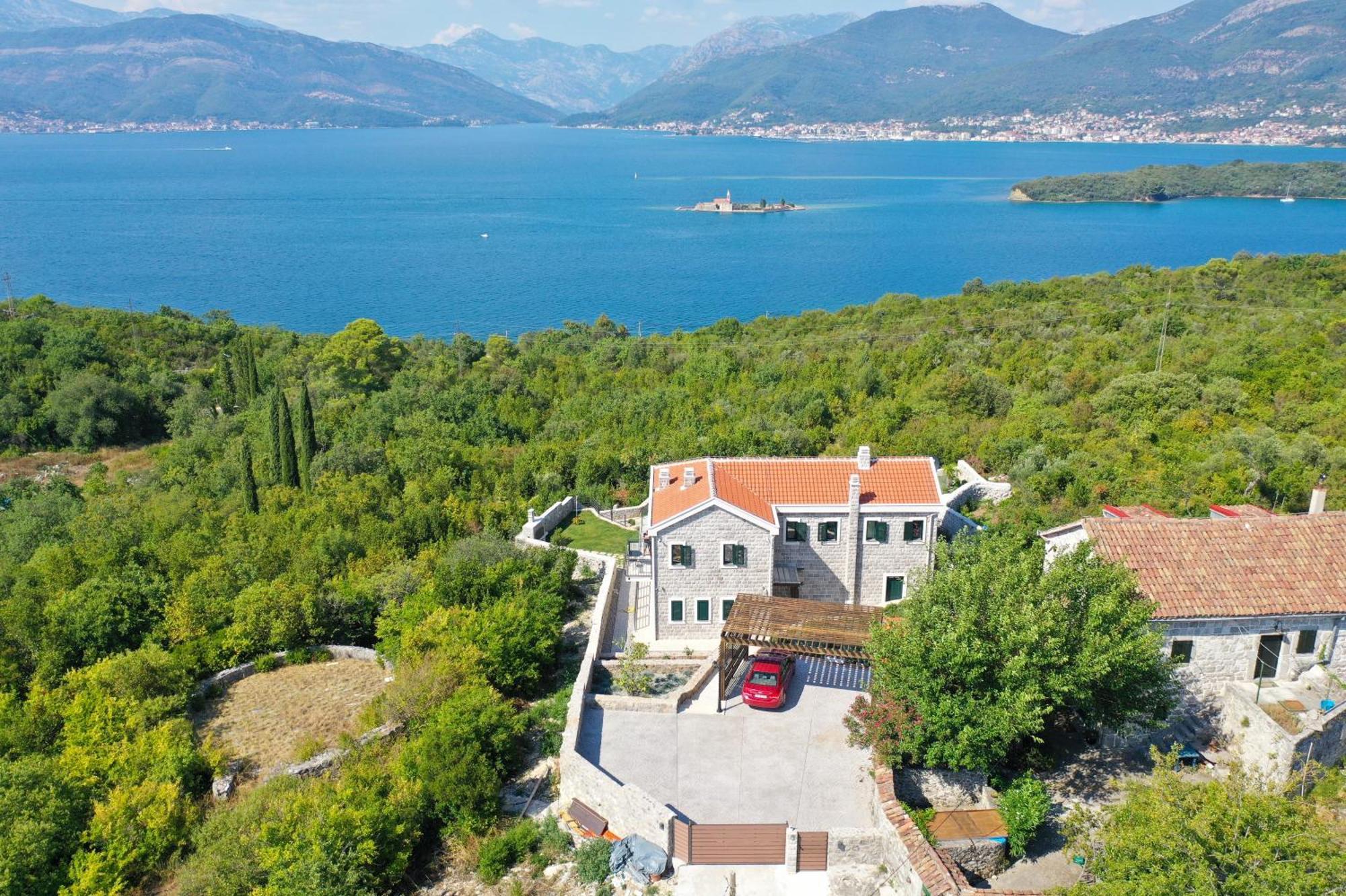 Villa Vista Azzurra ティヴァト エクステリア 写真