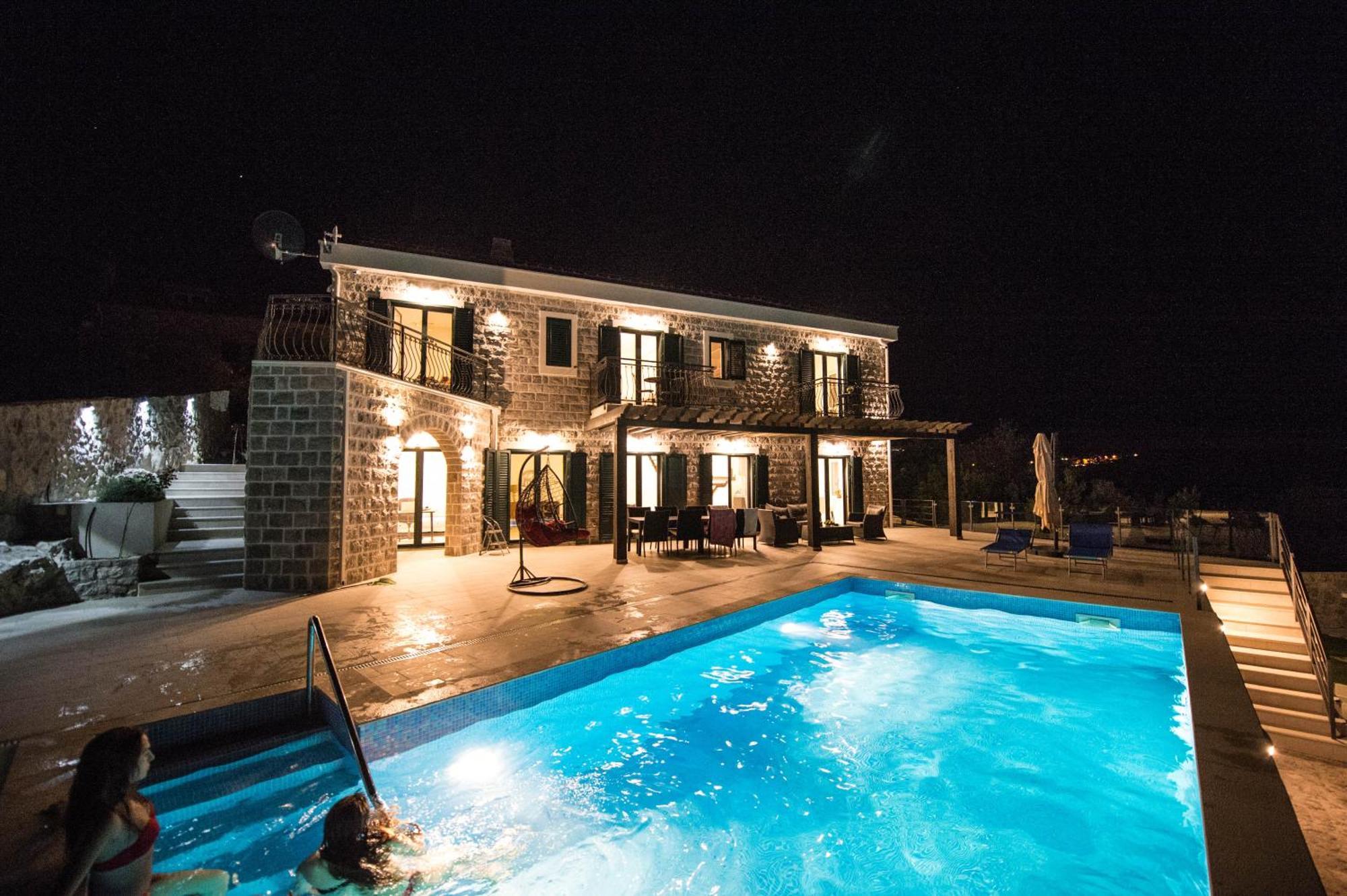 Villa Vista Azzurra ティヴァト エクステリア 写真