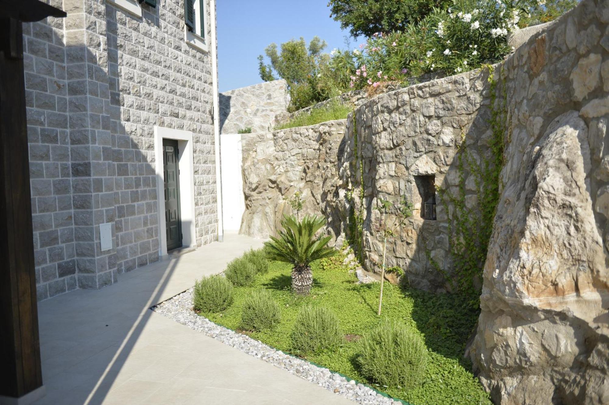 Villa Vista Azzurra ティヴァト エクステリア 写真