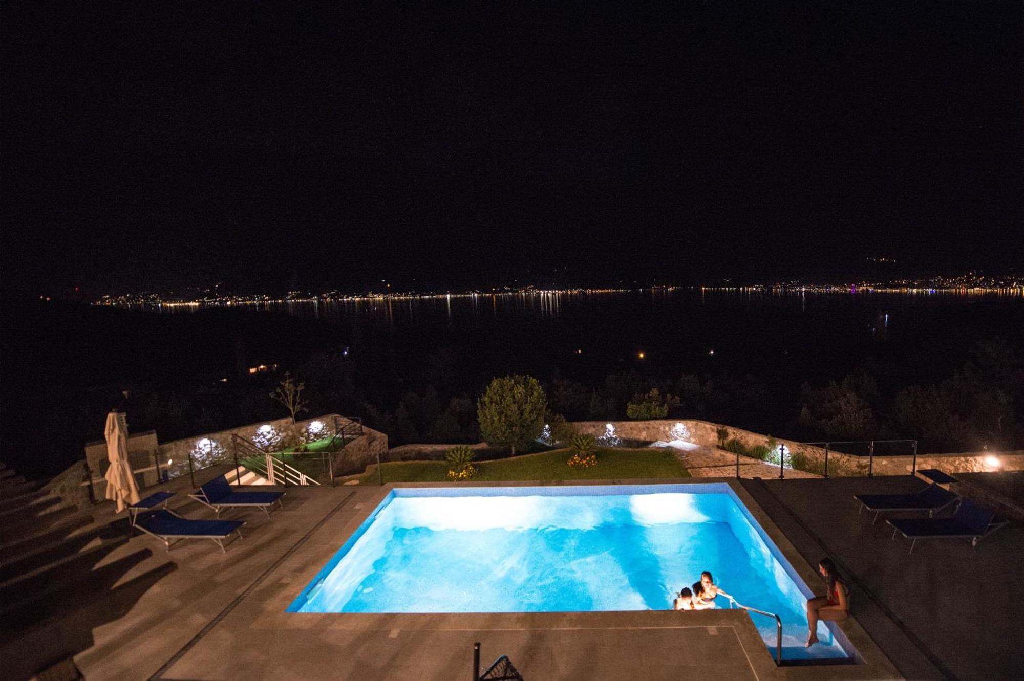 Villa Vista Azzurra ティヴァト エクステリア 写真