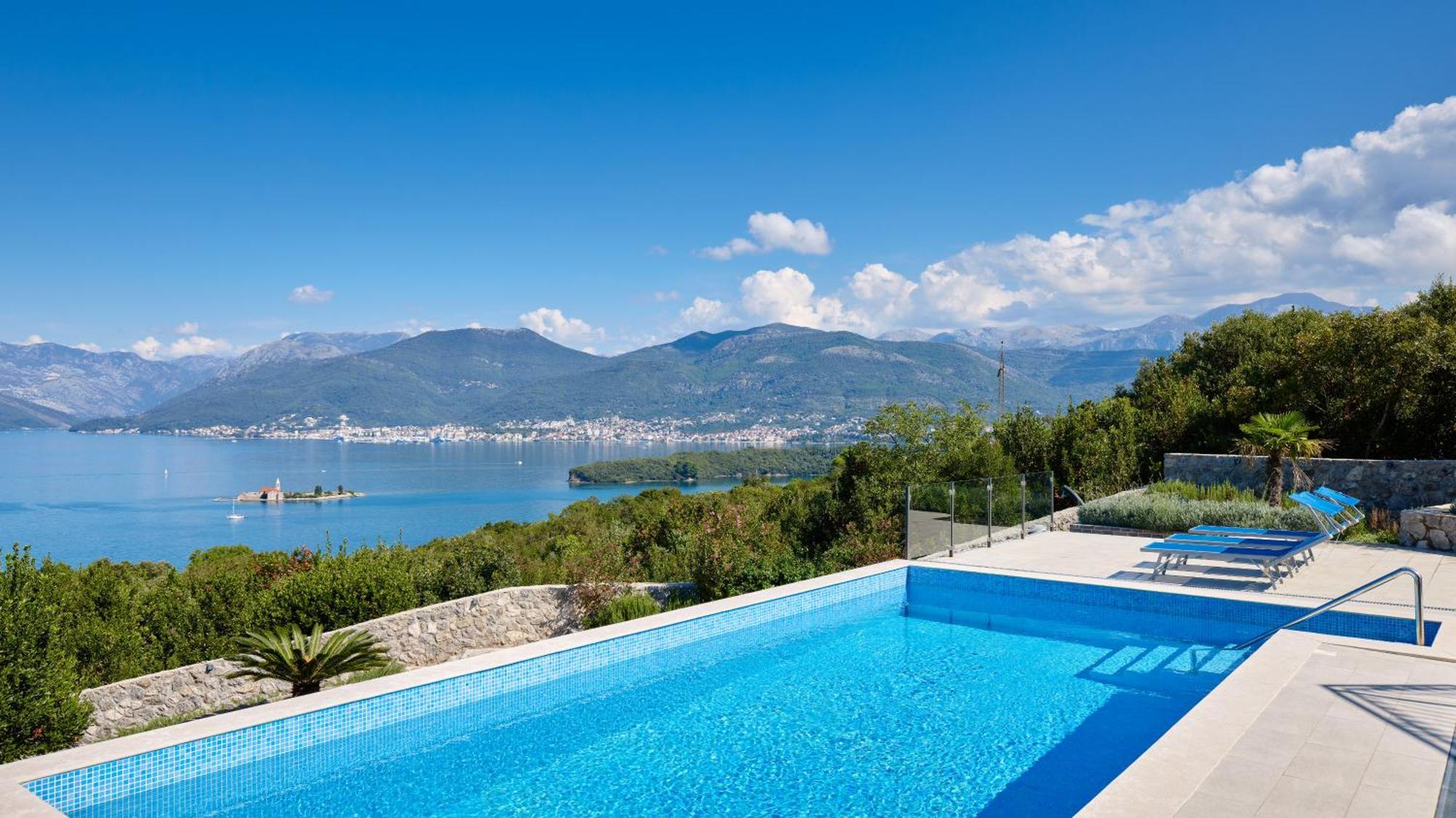 Villa Vista Azzurra ティヴァト エクステリア 写真