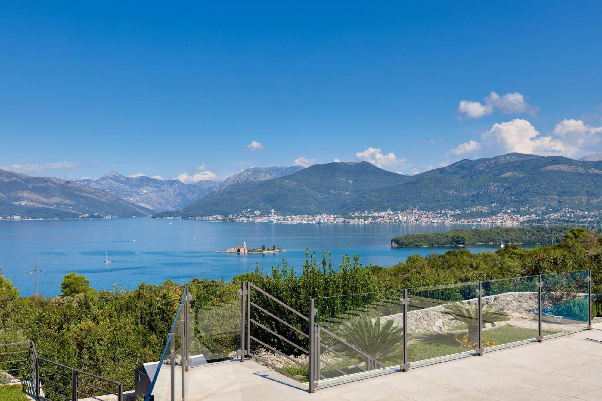 Villa Vista Azzurra ティヴァト エクステリア 写真